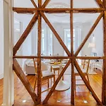 Inloveapartments - City Center For Family