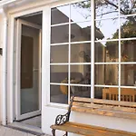 Almirante24 - Apartment With Garden - Ajuda Palace & Royal Treasure Museum