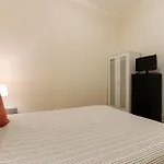 Anjos Cozy Apartment in Lisbon