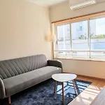 New Sunny House! Your Home Lisbon Apartment