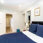 Lapa III Lisbon Apartment