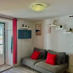 1 Bedroom Apartment - Tv Da Madalena 01