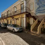The Lisbon Nest