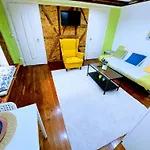 Authentic Portuguese Home- Alfama