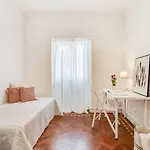 Lisbon Comfort Apartment