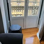 Suite No Chiado Baixa De Lisboa - Em Apartamento Partilhado