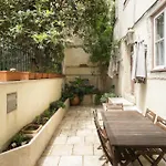 Apartment With Terrace In Downtown - Ttl279
