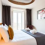 Bica Lux Secret Terrace 2-Bedroom Apartment