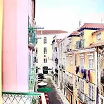 Charming Flat In Chiado-Lisbon