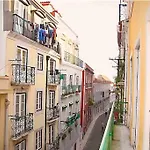 Charming Flat In Chiado-Lisbon