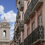 C2 Bairro Alto 18Th Century Beautiful Apartment