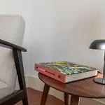 Alvalade 58 - Charming 2 Bedroom Apartment With Ac Near The Airport And City Center