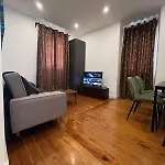 32 2 - Heart Of Lisbon Private Apartment, Bairro Alto