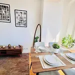 Lisbon Morais A Stylish Flat For A Memorable City Stay