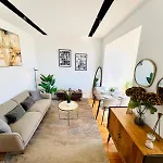 Lisbon Morais A Stylish Flat For A Memorable City Stay