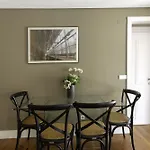Dockside Apartment By Innkeeper