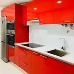 Rooms In Lisbon 3 Min From Metro Bela Vista