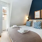 Guestready - Modern And Exquisite Apt Near Estrela