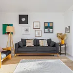 Haus Abel - Pool, Parking And Garden In The Heart Of Lisbon