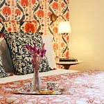 Flores 105 Guesthouse
