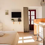 Casa com Graça - Fully equiped Studio in the Historical Center