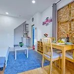 Comfortable Flat In The Center