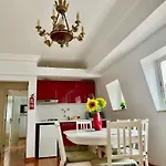 3 Bedroom Apartment With Trrace Central Lisbon