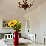 3 Bedroom Apartment With Trrace Central Lisbon