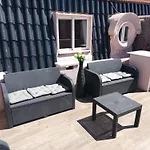 3 Bedroom Apartment With Trrace Central Lisbon