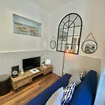Flat Graca 48