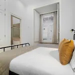 Whome Elegant Stay In Lisbons Historic Downtown