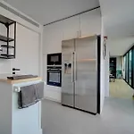Mirabilis Apartments - Lx Living