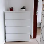 Family-Friendly And Cozy 3-Bedroom Accommodation In Lisbon