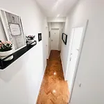 The Crespo House - No 4D - Rooms & Stays