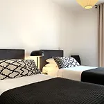 Mm1 Central Lisbon With Castle View And Free Parking!