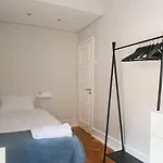 Uptown Stylish Apartment