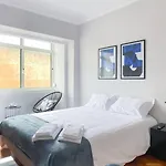 Uptown Stylish Apartment