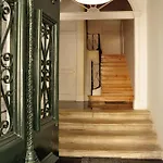 Marques Classy Apartment by be@home