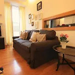 Myplace - Lisbon - Camoes