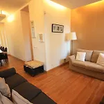 Myplace - Lisbon - Camoes