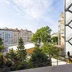Whome | Damasceno Contemporary Apartment #59