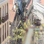 Cosy Chiado Apartment