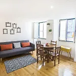 Lovelystay - Alfama Charming Experience!