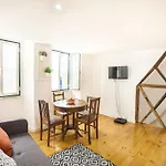 Lovelystay - Alfama Charming Experience!