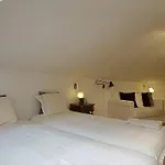 Calcada Sao Lourenco