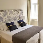 Bairro Alto Suites