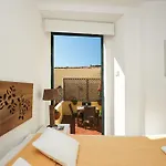 Hello Lisbon Principe Real Apartments