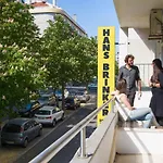 Hans Brinker Hostel Lisbon