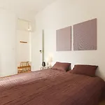 Charming Avenida By Homing