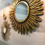 Golden Studio • A/C - Central